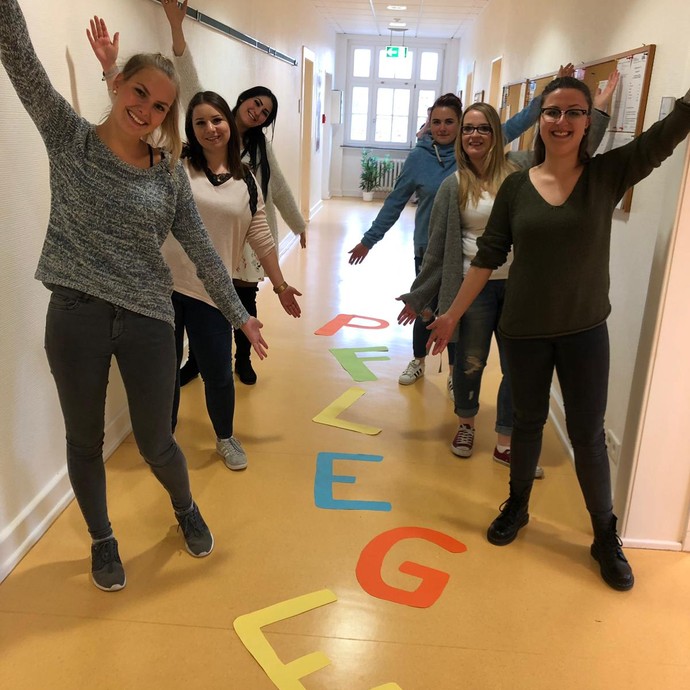 Akademie 11 (öffnet vergrößerte Bildansicht)